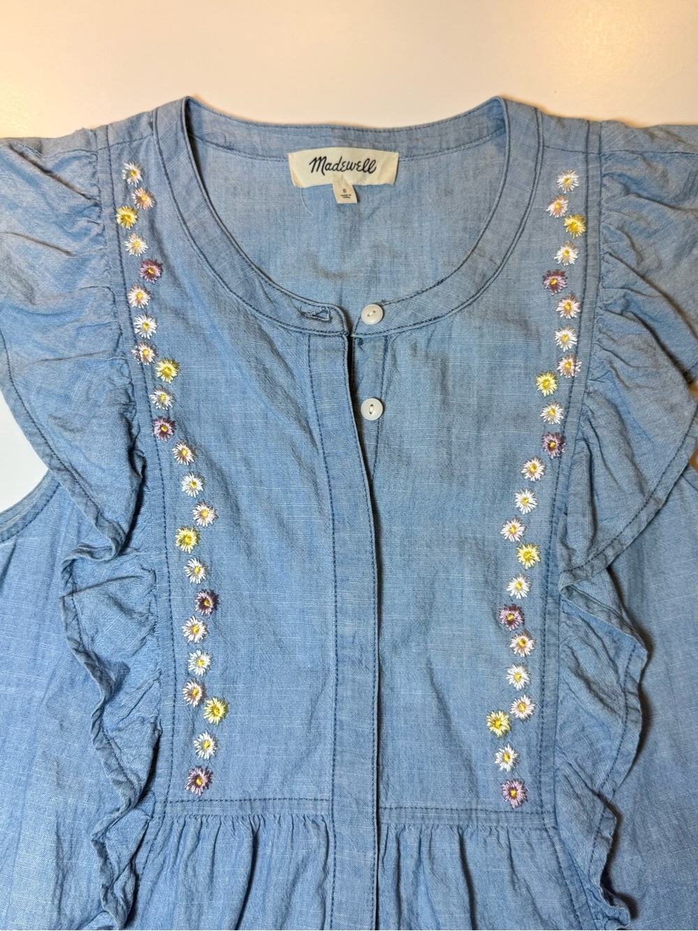 Madewell Blue Chambray Embroidered Floral Ruffle Blouse Top Size Small